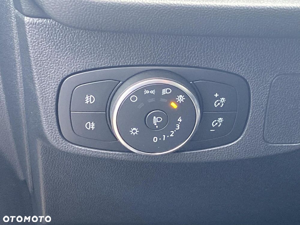 Ford Focus - 10