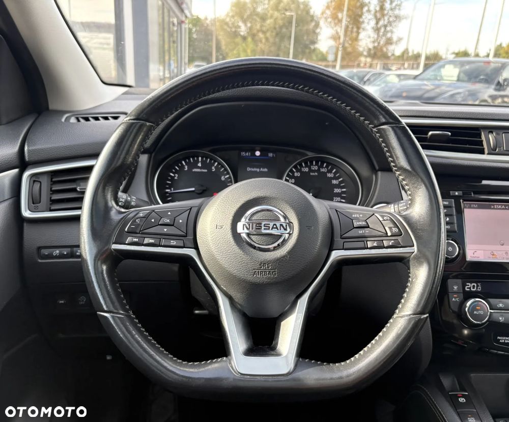 Nissan Qashqai 1.3 DIG-T N-Connecta - 11