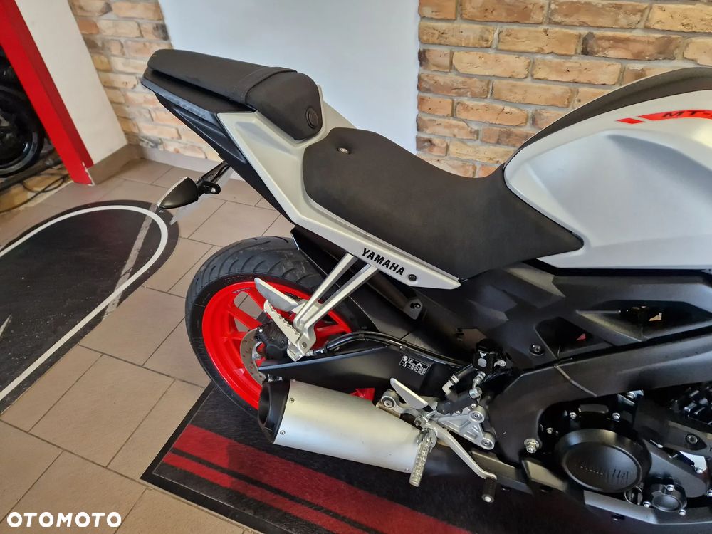Yamaha MT - 25