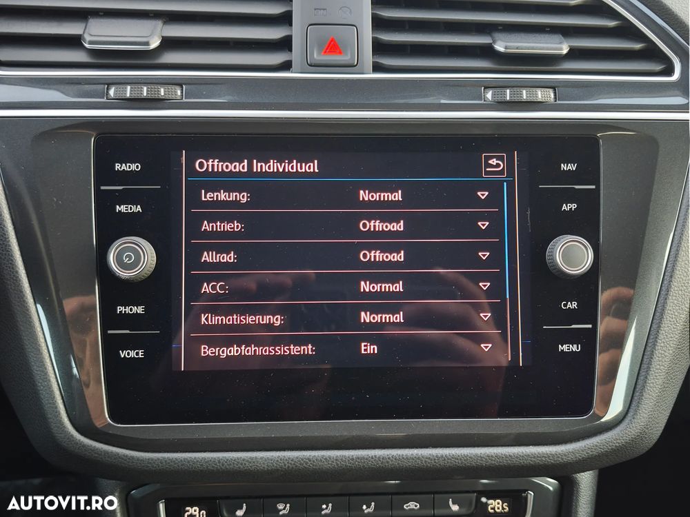 Volkswagen Tiguan 2.0 TDI SCR 4MOTION (BlueMotion Techn.) DSG Comfortline - 26