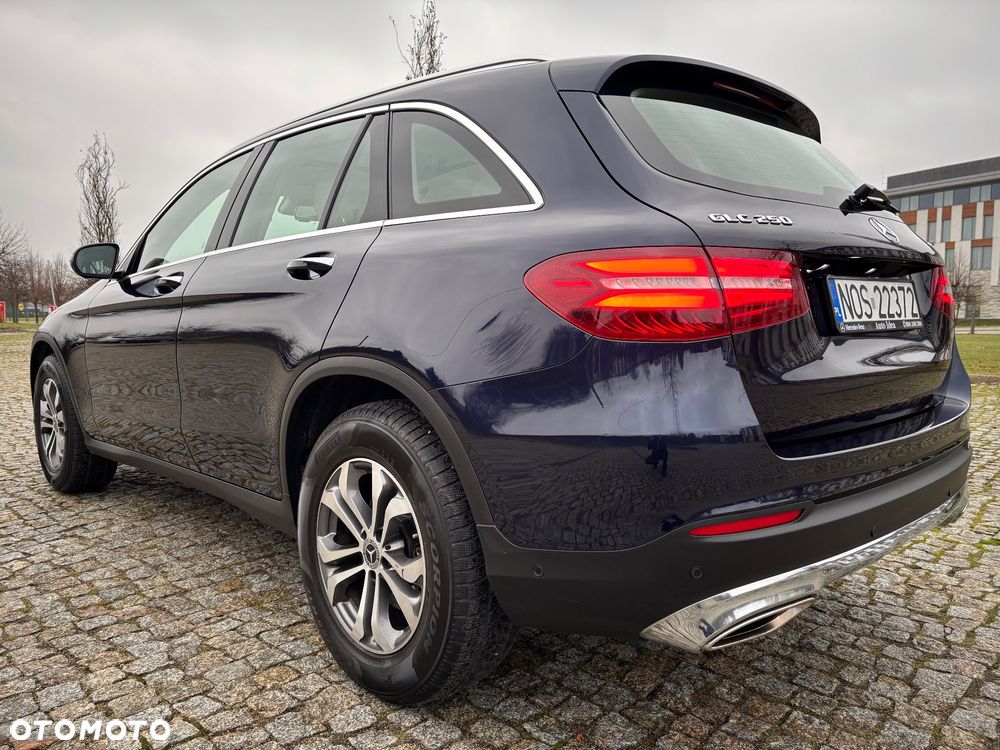 Mercedes-Benz GLC - 19