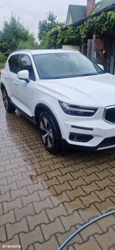Volvo XC 40 B5 B AWD Momentum Pro - 3