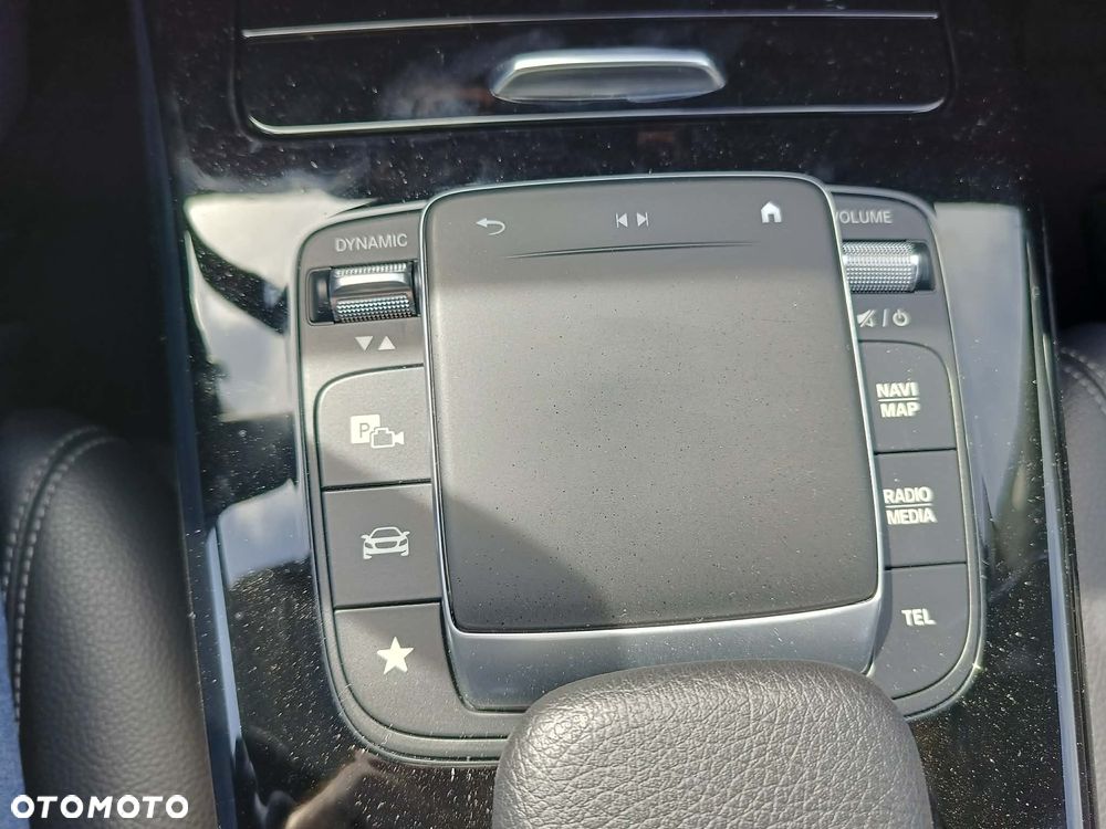 Mercedes-Benz Klasa A 250 E 8G-DCT Progressive - 22