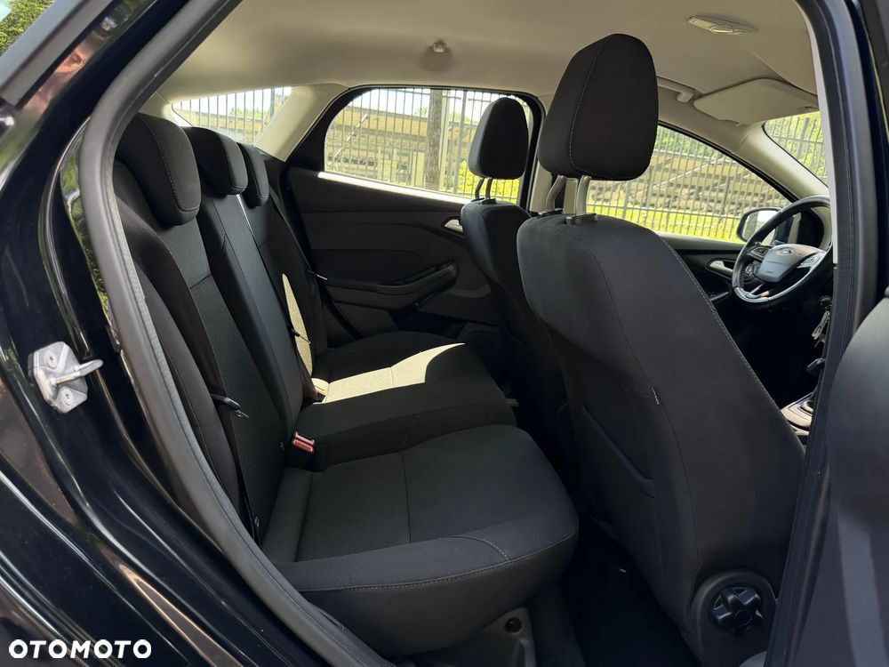 Ford Focus 1.5 EcoBoost Titanium ASS - 16