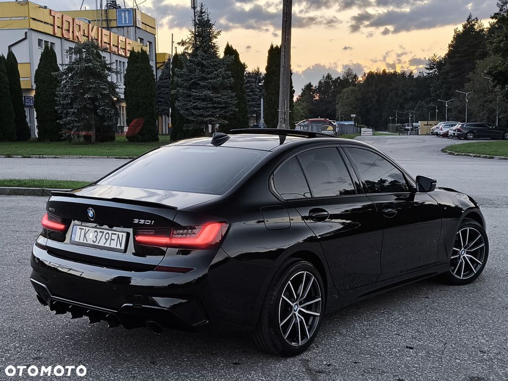 BMW Seria 3 330i xDrive Luxury Line sport - 5