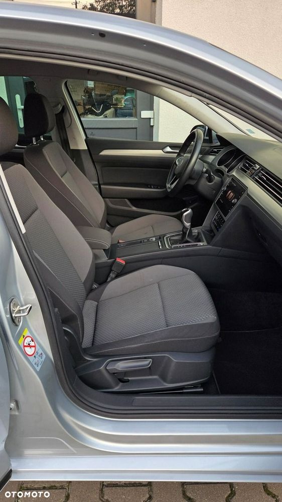 Volkswagen Passat 2.0 TDI EVO Essence - 20