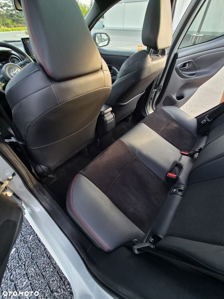 Toyota Yaris - 29