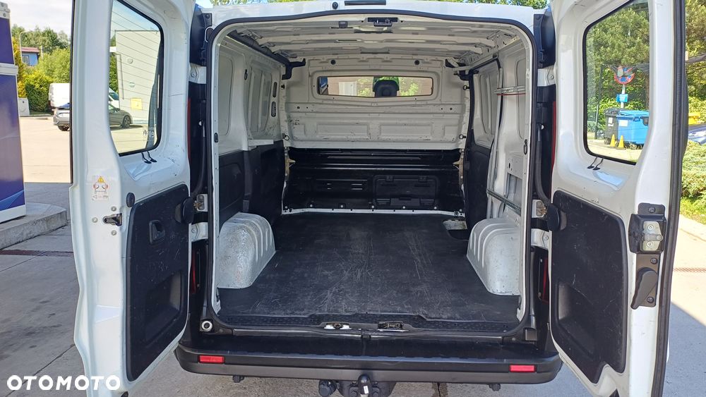 Renault Trafic - 9