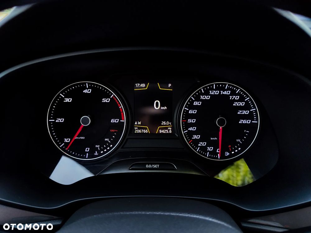 Seat Leon 2.0 TDI DPF Start&Stop DSG FR - 23