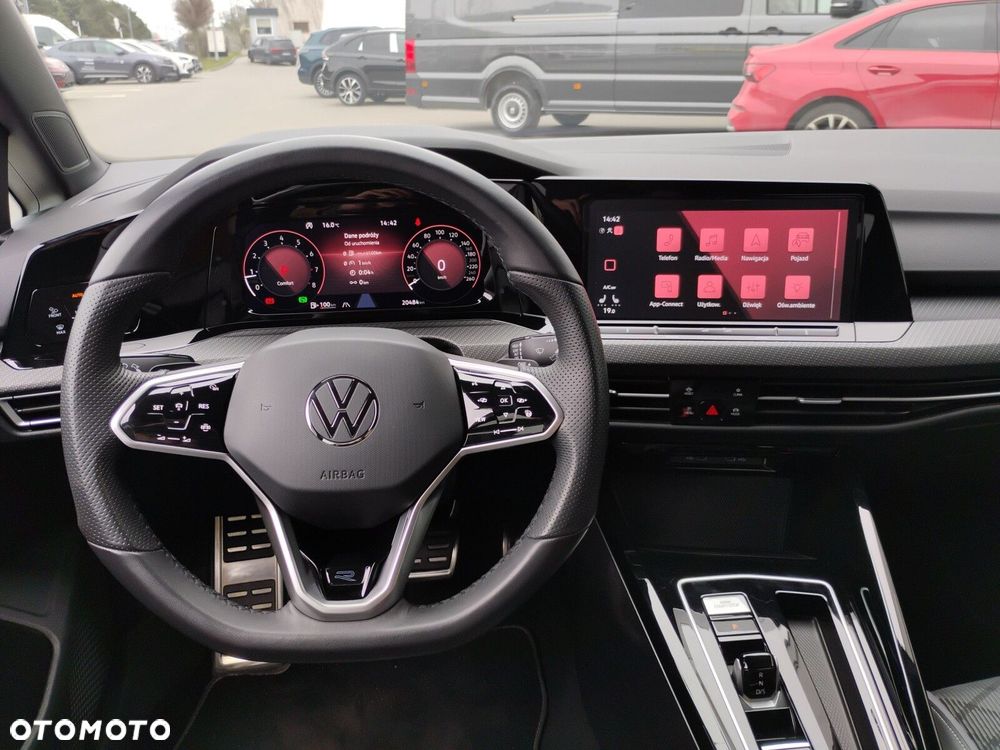 Volkswagen Golf - 17