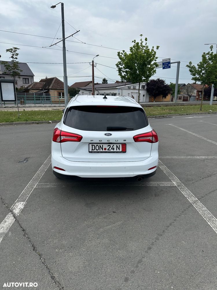 Ford Focus 1.5 EcoBlue Start-Stopp-System COOL&CONNECT - 4