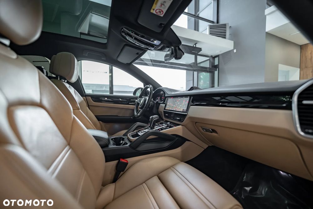 Porsche Cayenne Platinum Edition - 39