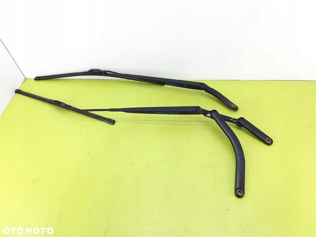 Ramię RAMIONA wycieraczki przód Renault Scenic II 2003-2006R 8200113231 - 1