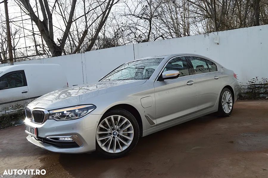 BMW Seria 5 530e AT PHEV - 25