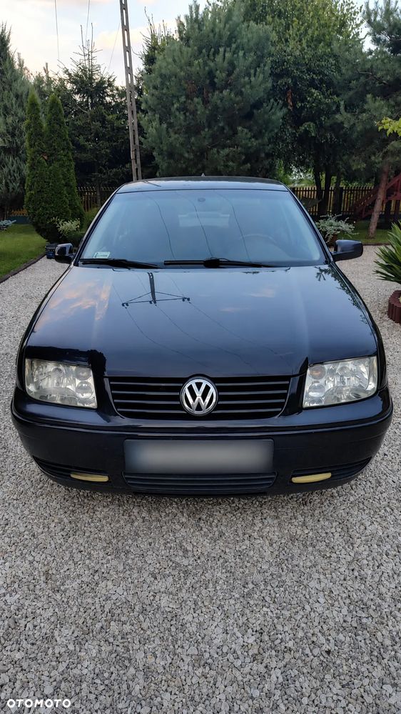 Volkswagen Bora Variant 1.6 - 4