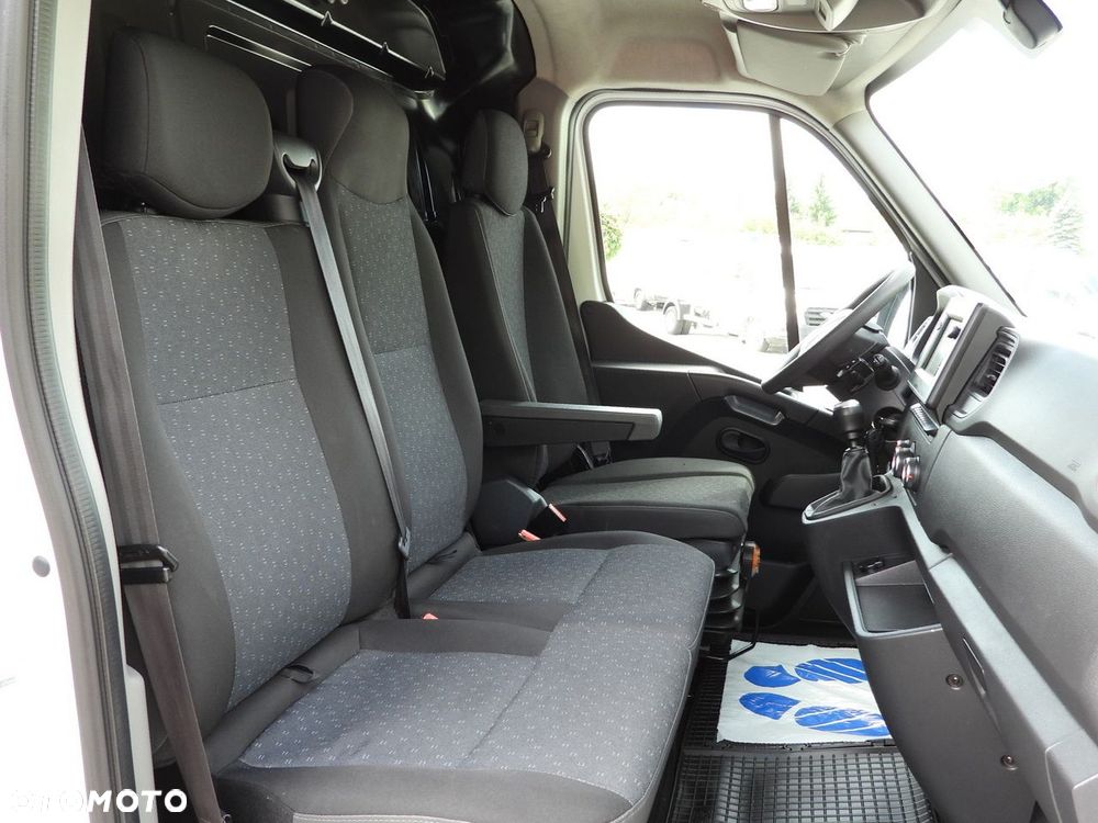 Opel MOVANO FURGON KLIMATYZACJA LEDY  150KM - 38