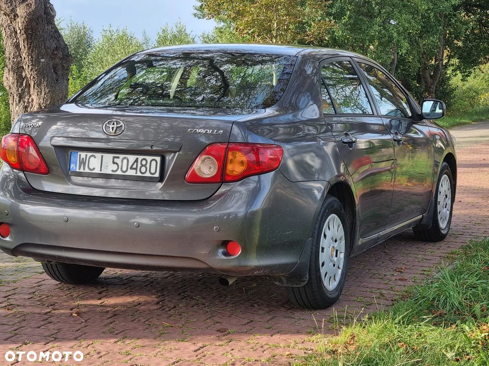 Toyota Corolla 1.6 VVT-i Terra Start - 18