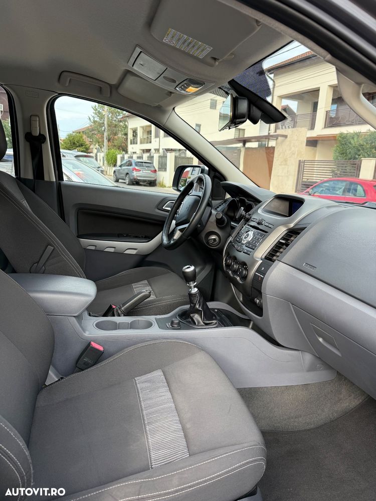 Ford Ranger Pick-Up 4x4 Cabina Dubla XLT - 20