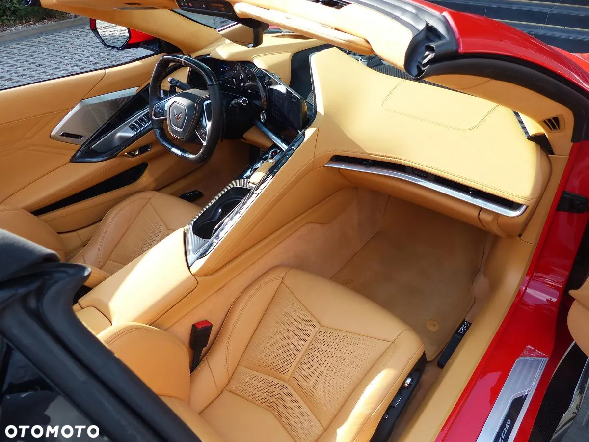 Chevrolet Corvette - 11