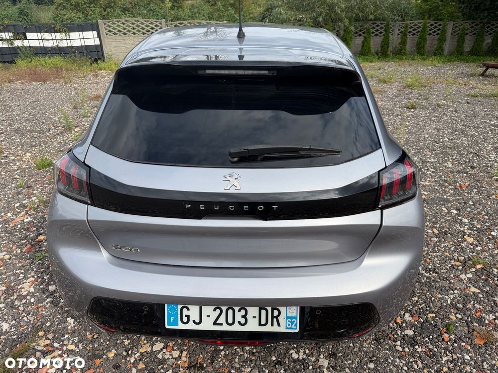 Peugeot 208 - 7