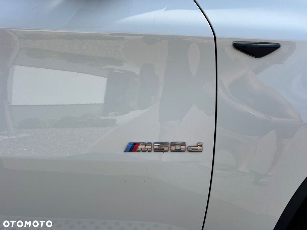 BMW X6 xDriveM50d - 12
