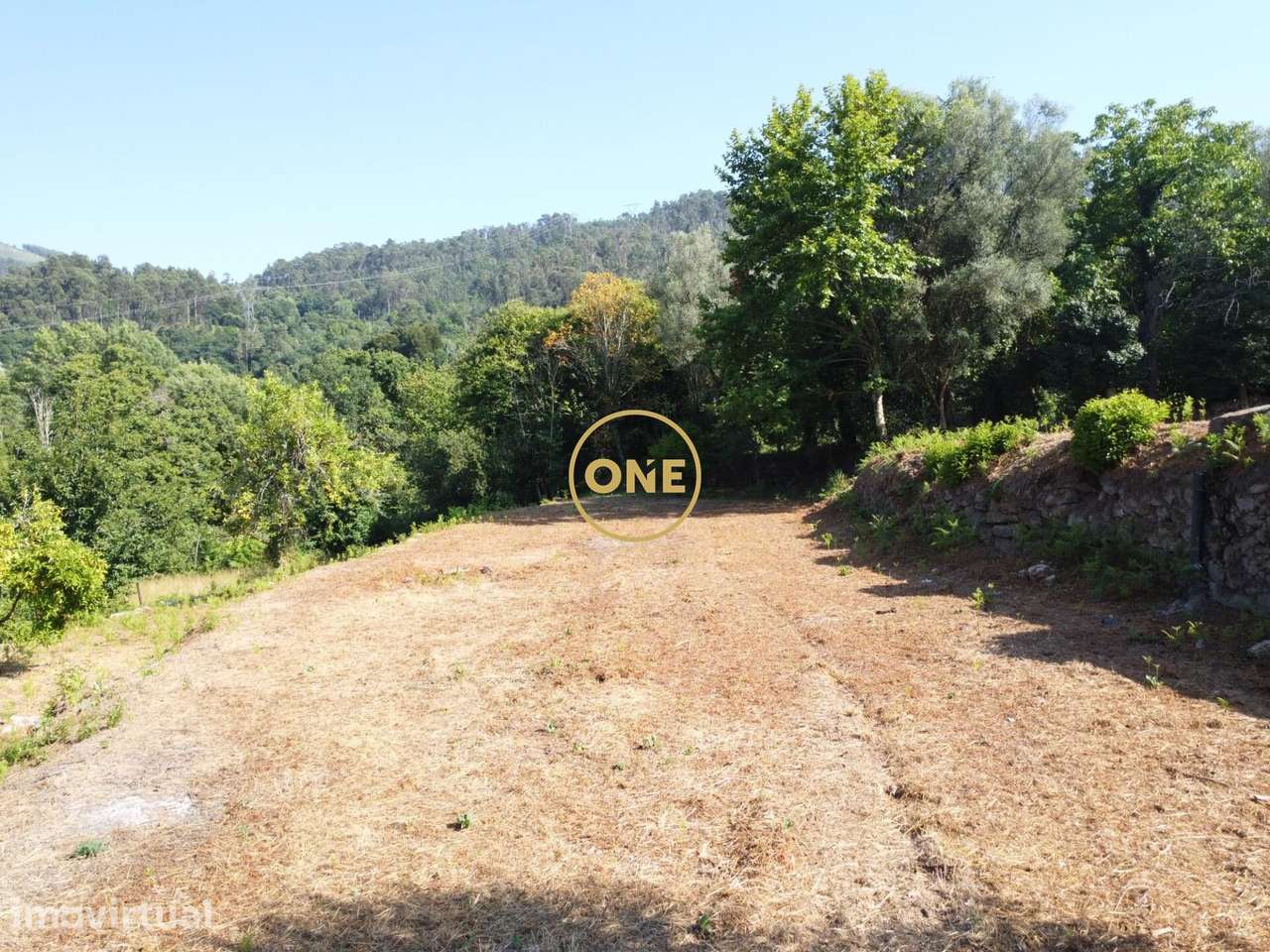 Moradia T4 com 980 m2 de terreno em Souto – Terras de Bouro - Grande imagem: 5/21