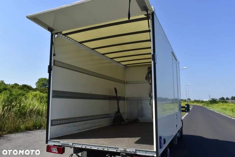 Ford Transit - 26