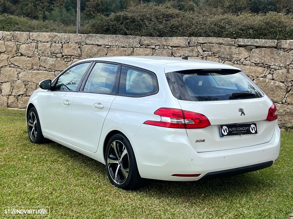 Peugeot 308 1.6 BlueHDi Allure J17 - 19