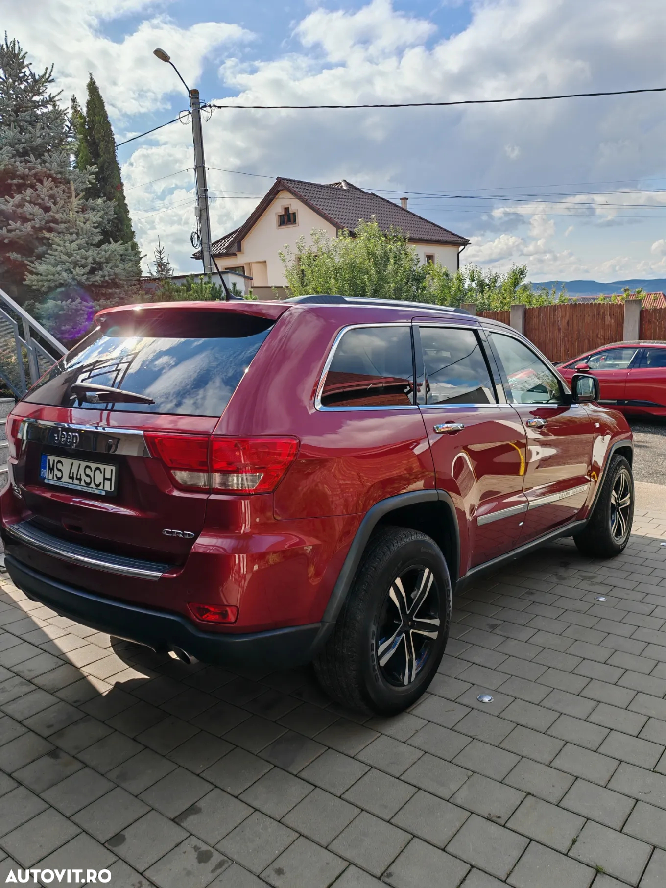 Jeep Grand Cherokee - 17