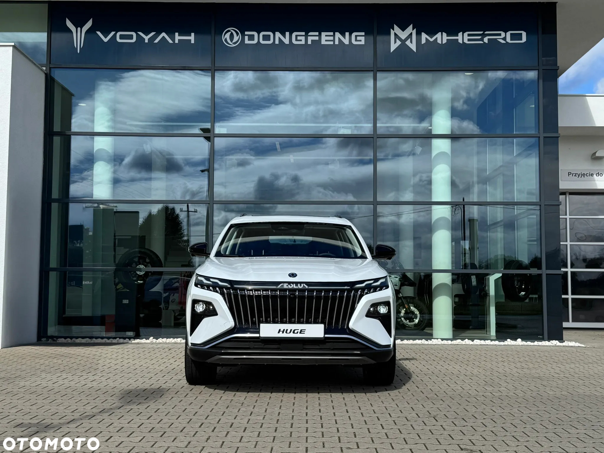 Dongfeng Huge - 2