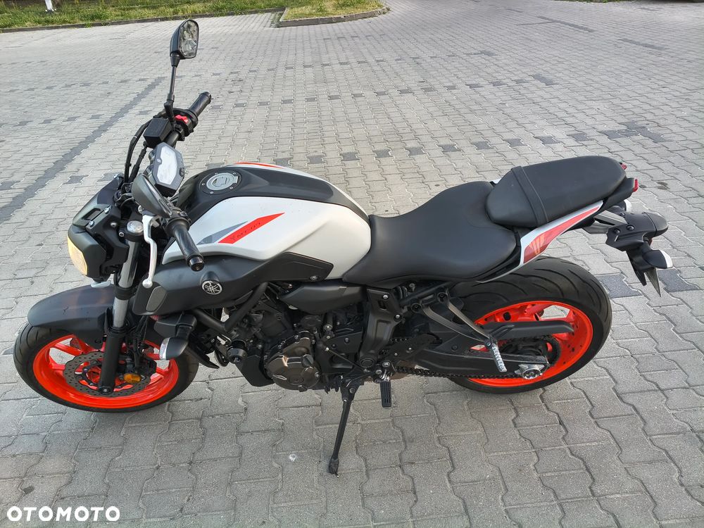 Yamaha MT - 4