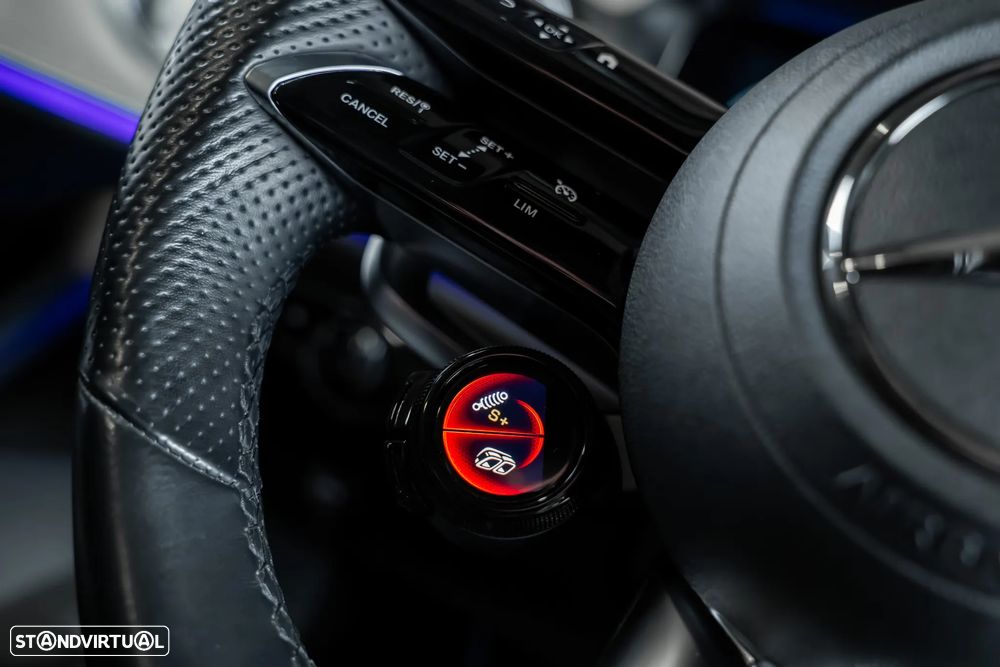 Mercedes-Benz E 53 AMG 4-Matic+ - 14