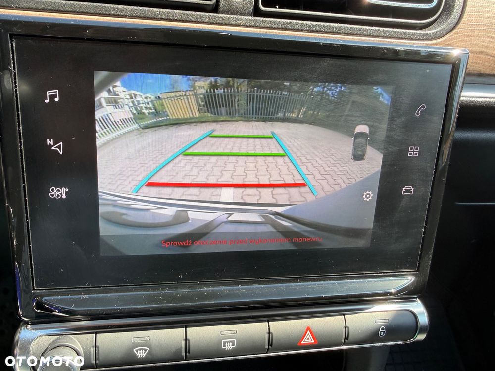 Citroën C3 1.2 PureTech Shine - 15