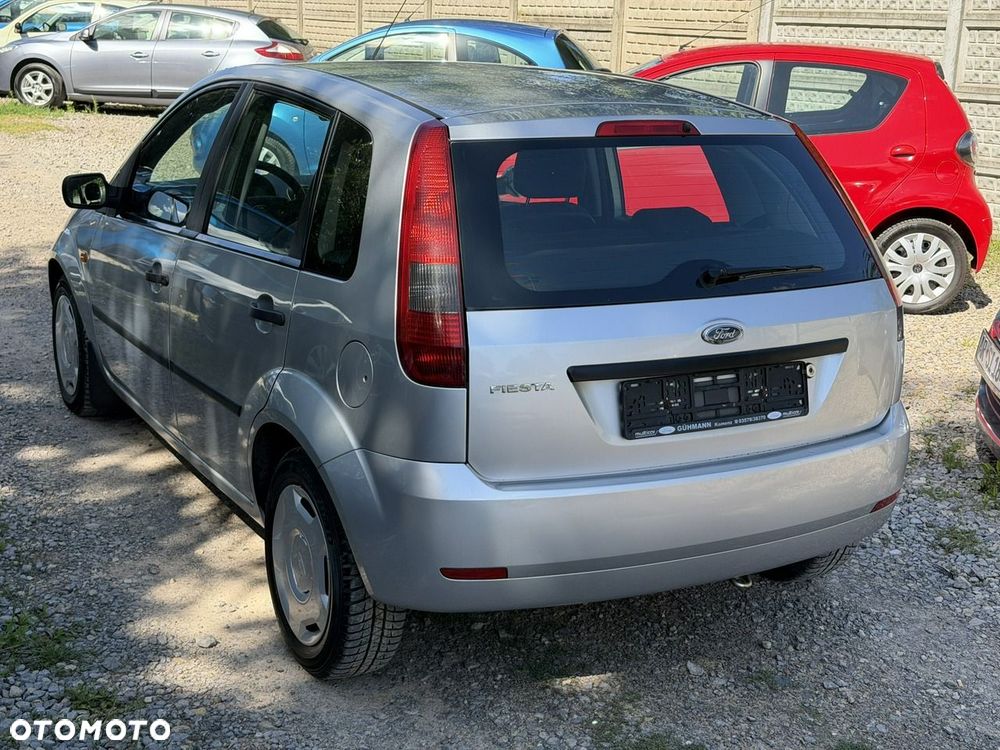 Ford Fiesta - 7