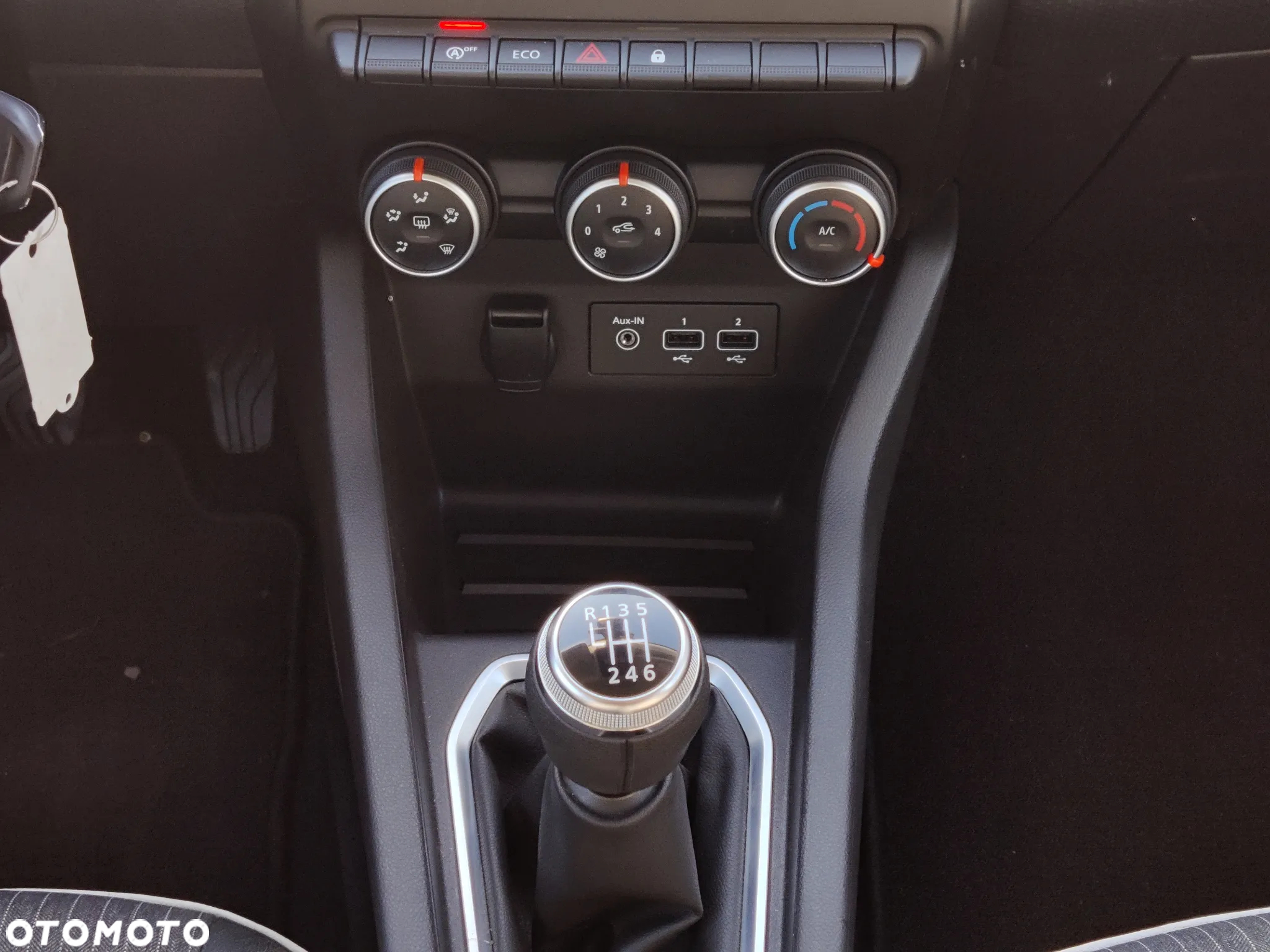 Renault Clio BLUE dCi 115 INTENS - 13