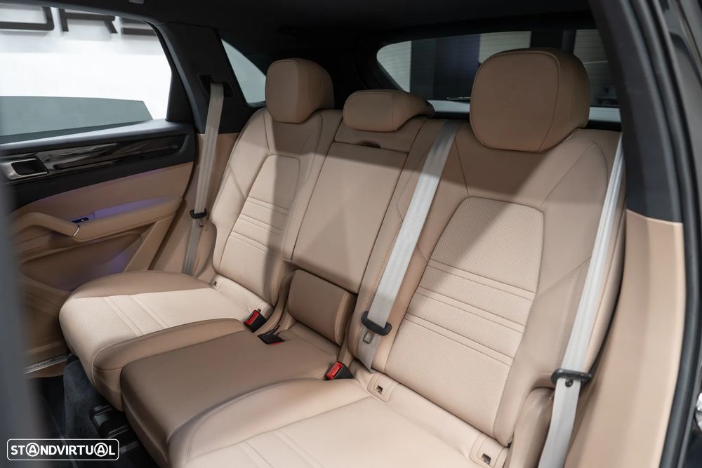 Porsche Cayenne E-Hybrid Tiptronic S Platinum Edition - 60