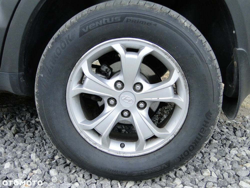 Hyundai Tucson 2.0 CRDi 2WD GLS - 27