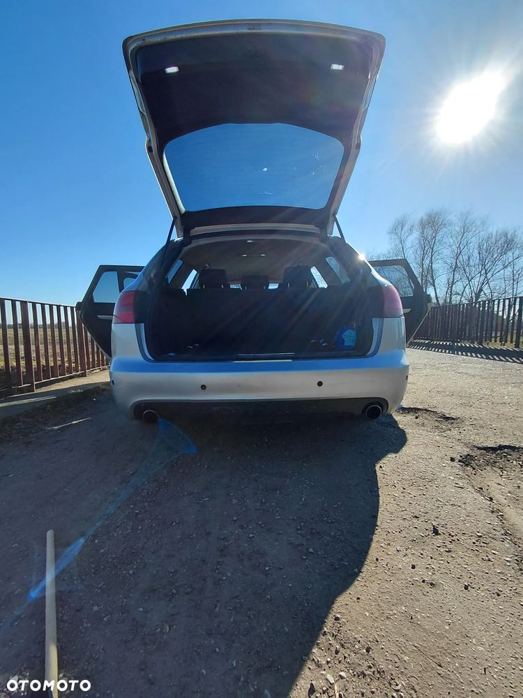 Audi A6 Avant 2.4 quattro - 15
