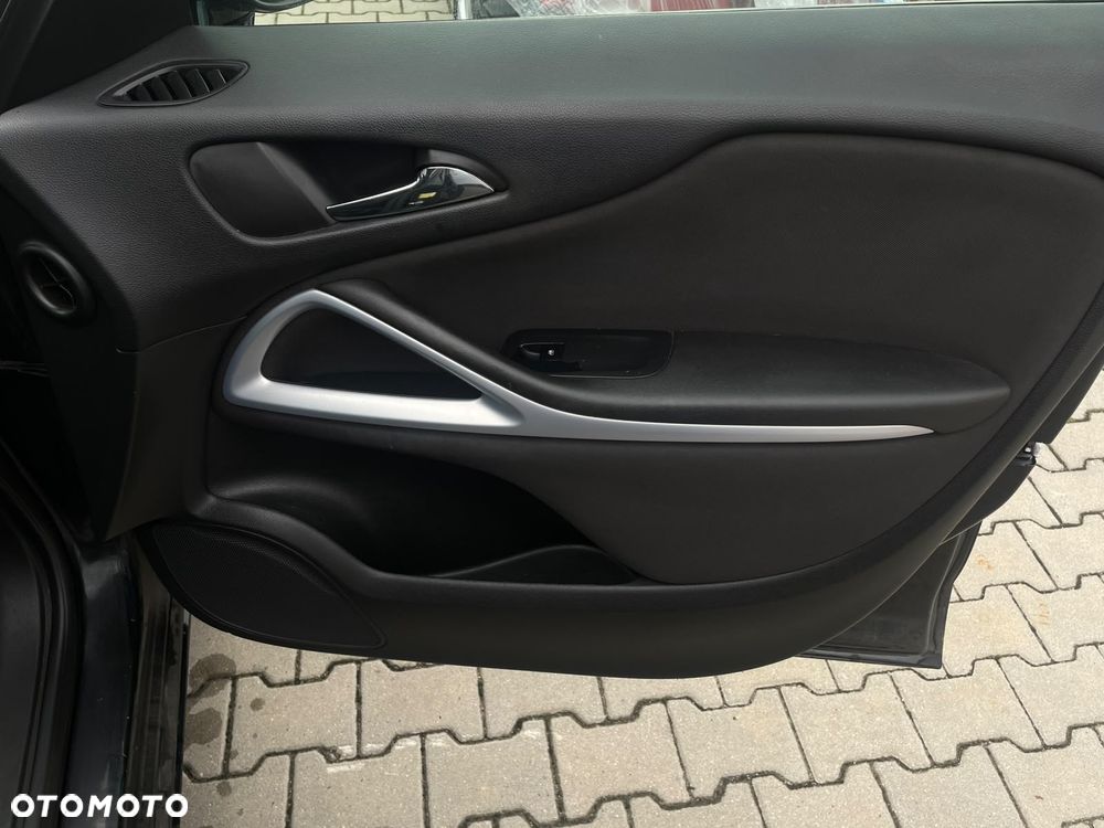 Opel Zafira Tourer 2.0 CDTI Automatik Innovation - 18