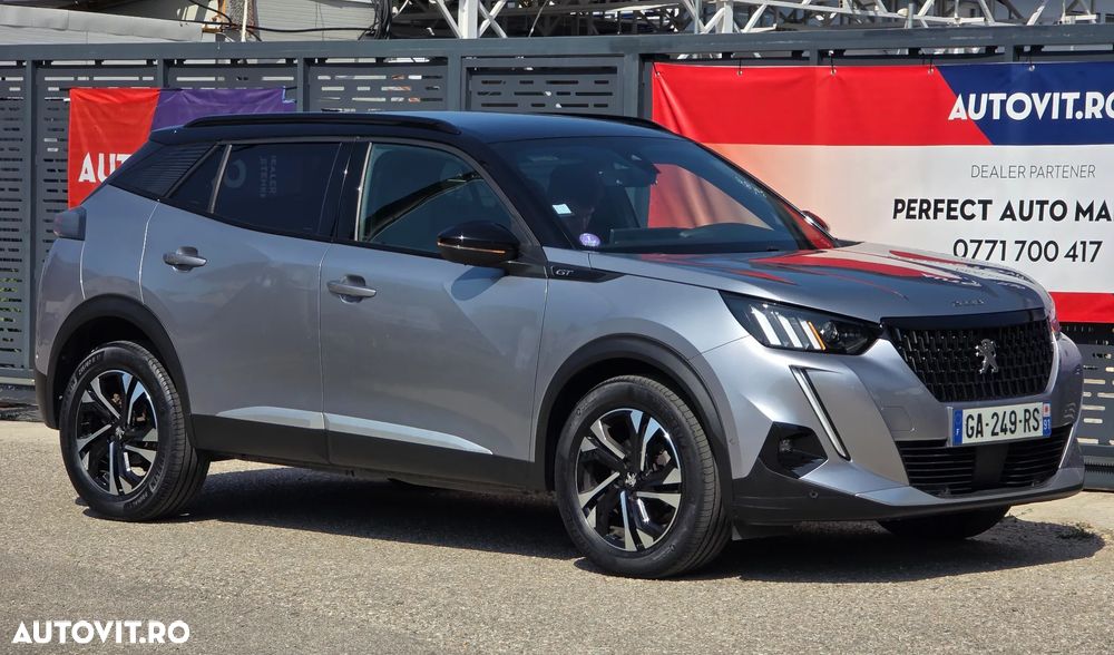 Peugeot 2008 PureTech 130 EAT8 GT - 8