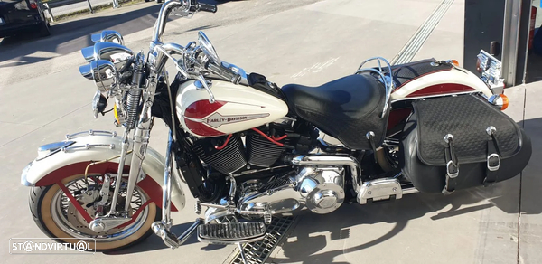 Harley-Davidson Softail