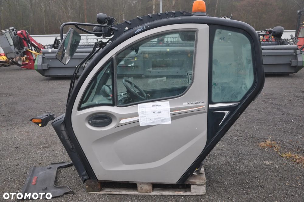 Kabina Manitou MLT 630 - 8