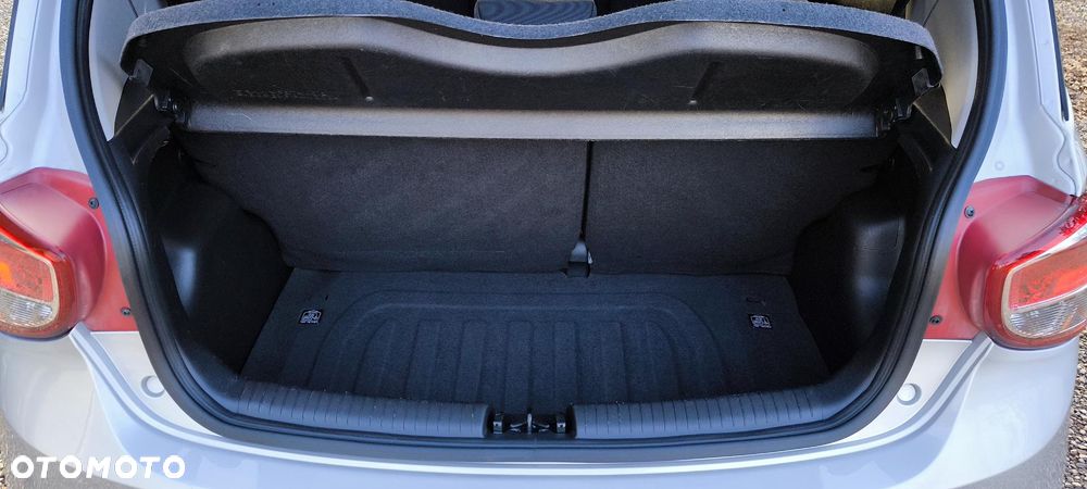 Hyundai i10 1.2 YES!+ - 18