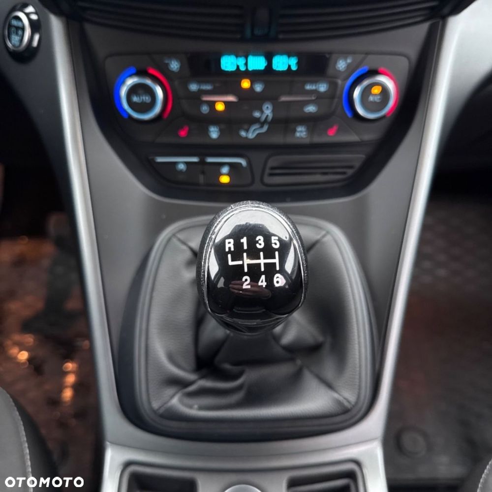 Ford Kuga 1.5 EcoBoost FWD Trend ASS - 34