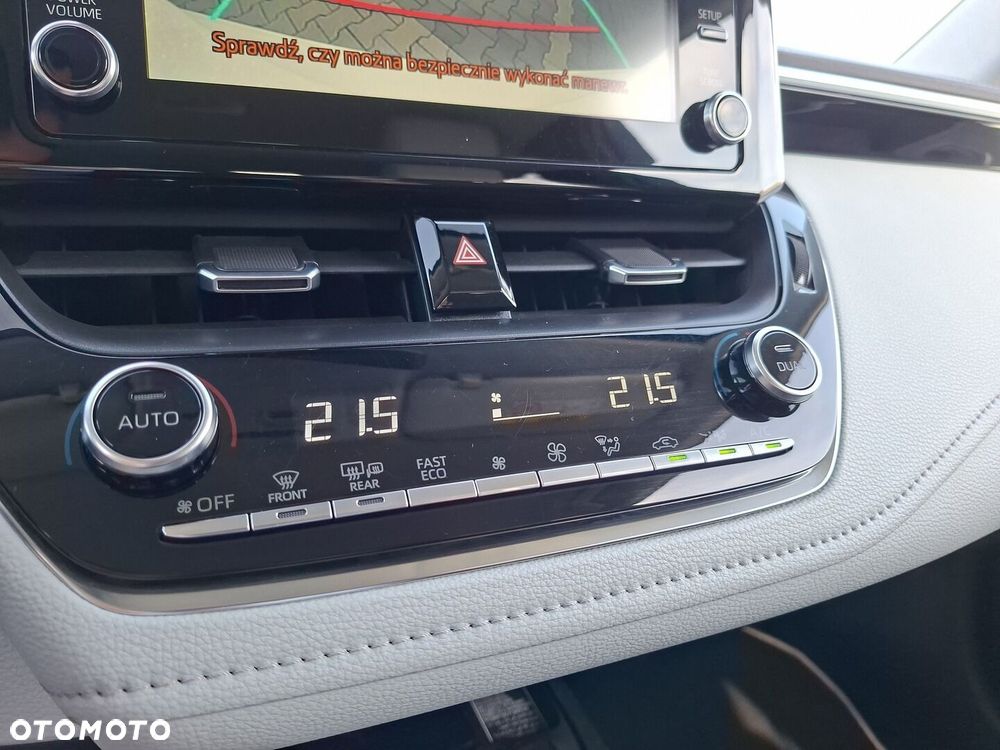 Toyota Corolla 1.8 Hybrid GPF Executive - 27