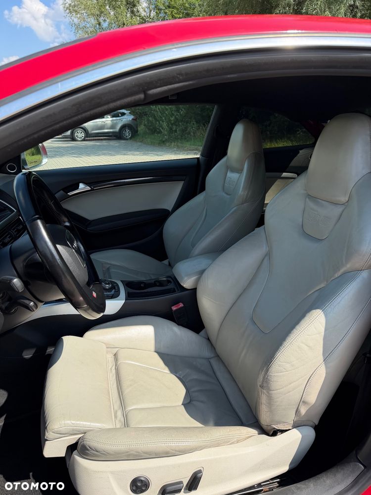 Audi S5 Coupé 4.2 Quattro - 9