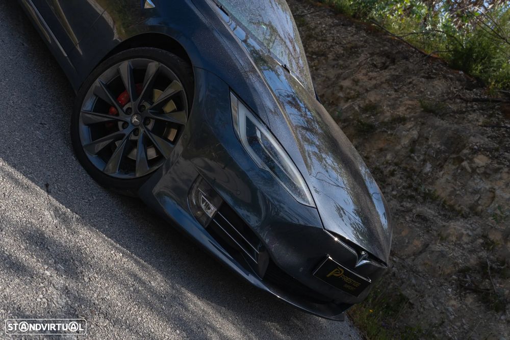 Tesla Model S P100D - 26