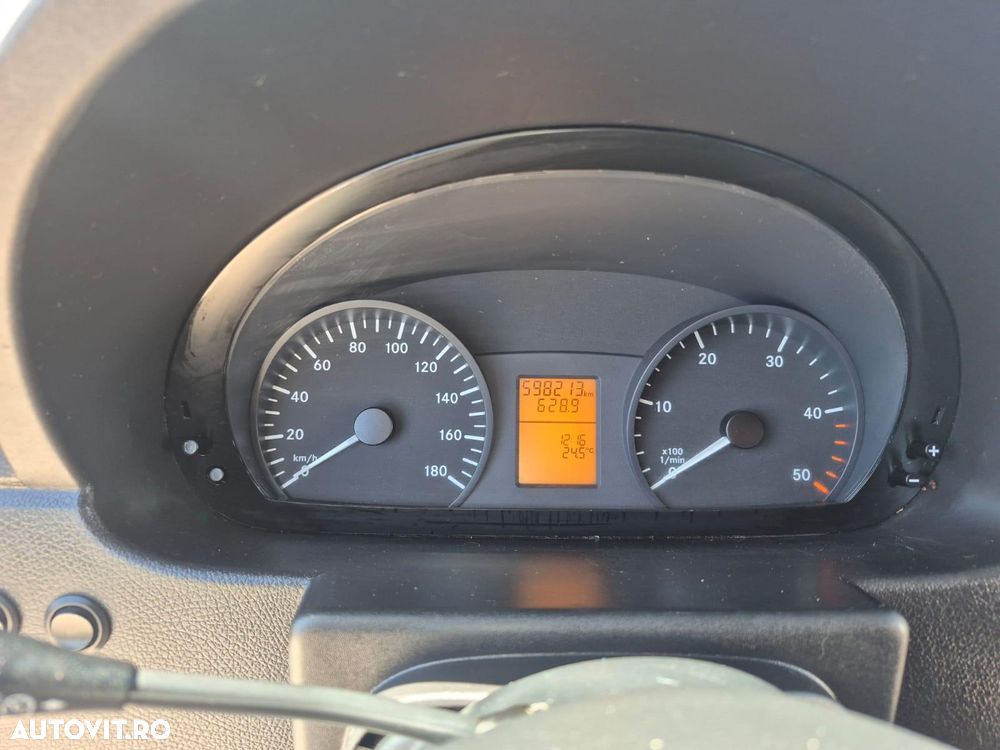 Mercedes-Benz Sprinter 516 CDI - 11