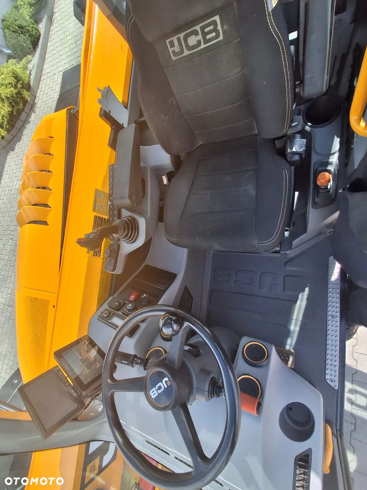 JCB 532 - 70 AGRI SUPER - 10