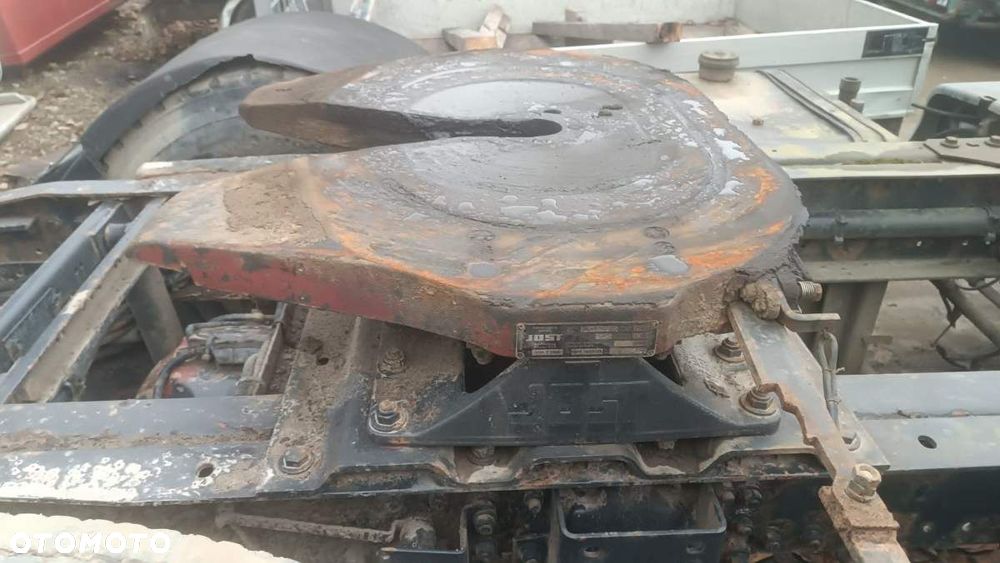 SIODŁO JOST  RENAULT TRUCKS PREMIUM 1996 - 2022 Route 300.16 219 kW [298 KM] 4x2 1996 JSK37C165 - 3